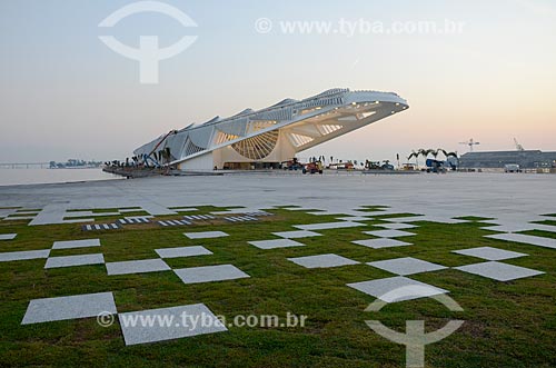  Amanhecer no Museu do Amanhã  - Rio de Janeiro - Rio de Janeiro (RJ) - Brasil