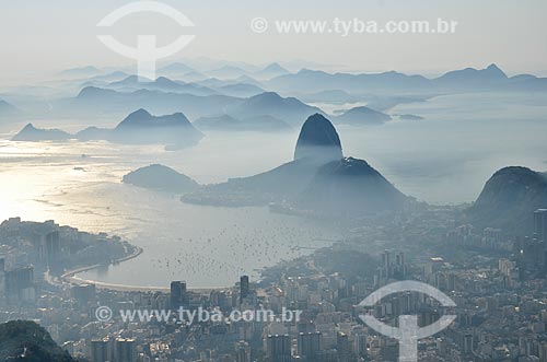  Vista do amanhecer no Pão de Açúcar a partir do Cristo Redentor  - Rio de Janeiro - Rio de Janeiro (RJ) - Brasil