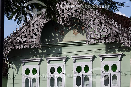  Detalhe de casario na Praça Gustavo Meirelles - também conhecida como Praça de SantAna  - Barroso - Minas Gerais (MG) - Brasil