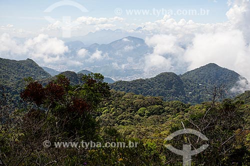  Vista de morros no Parque Nacional da Serra dos Órgãos durante a trilha entre Teresópolis à Petrópolis  - Teresópolis - Rio de Janeiro (RJ) - Brasil