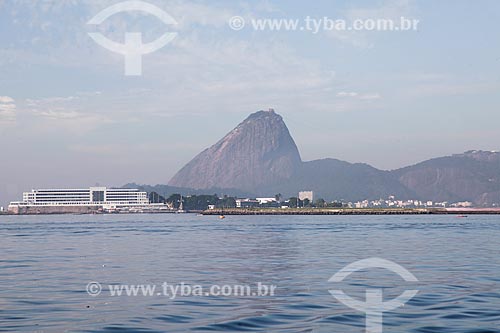  Vista do Pão de Açúcar a partir da Baía de Guanabara  - Rio de Janeiro - Rio de Janeiro (RJ) - Brasil