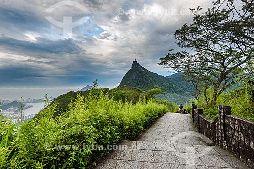  Vista do amanhecer no Cristo Redentor (1931) a partir do Mirante Dona Marta  - Rio de Janeiro - Rio de Janeiro (RJ) - Brasil