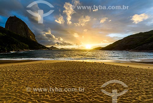  Amanhecer na Praia Vermelha com o Pão de Açúcar ao fundo  - Rio de Janeiro - Rio de Janeiro (RJ) - Brasil