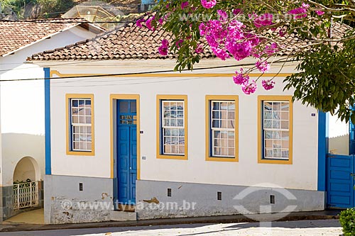  Detalhe da fachada de casario na cidade de Guarani  - Guarani - Minas Gerais (MG) - Brasil