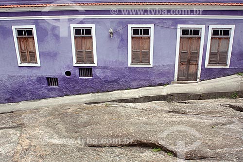  Detalhe de fachada de casario na Pedra do Sal - também conhecido como Largo João da Baiana  - Rio de Janeiro - Rio de Janeiro (RJ) - Brasil