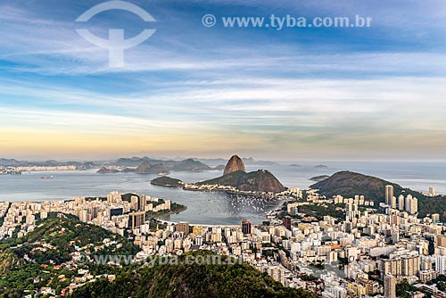  Vista da Enseada de Botafogo com o Pão de Açúcar a partir do Mirante Dona Marta  - Rio de Janeiro - Rio de Janeiro (RJ) - Brasil