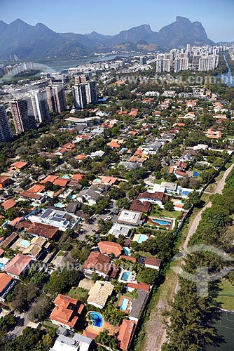  Foto aérea da Barra da Tijuca com a Pedra da Gávea ao fundo  - Rio de Janeiro - Rio de Janeiro (RJ) - Brasil