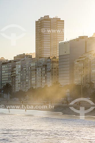  Vista de prédios na orla da Praia de Copacabana  - Rio de Janeiro - Rio de Janeiro (RJ) - Brasil