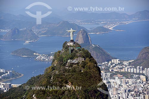  Foto aérea do Cristo Redentor com o Pão de Açúcar ao fundo  - Rio de Janeiro - Rio de Janeiro (RJ) - Brasil