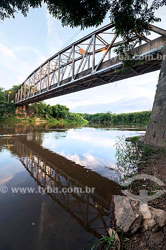  Vista da Ponte Joaquim Antunes (1915) sobre o Rio Piracicaba  - Piracicaba - São Paulo (SP) - Brasil