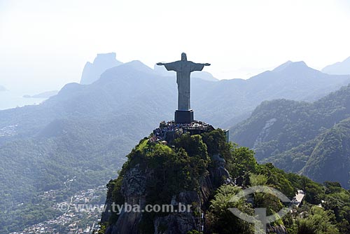  Foto aérea do Cristo Redentor (1931) com a Pedra da Gávea ao fundo  - Rio de Janeiro - Rio de Janeiro (RJ) - Brasil