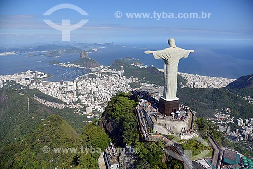  Foto aérea do Cristo Redentor com o Pão de Açúcar ao fundo  - Rio de Janeiro - Rio de Janeiro (RJ) - Brasil