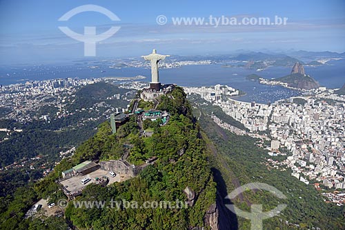  Foto aérea do Cristo Redentor com o Pão de Açúcar ao fundo  - Rio de Janeiro - Rio de Janeiro (RJ) - Brasil