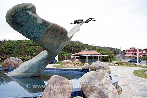  Detalhe de escultura na Praça da Baleia Jubarte  - Rio das Ostras - Rio de Janeiro (RJ) - Brasil