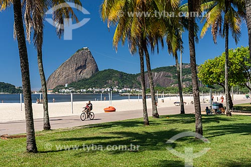  Praia do Flamengo com poucas pessoas devido à Crise do Coronavírus  - Rio de Janeiro - Rio de Janeiro (RJ) - Brasil