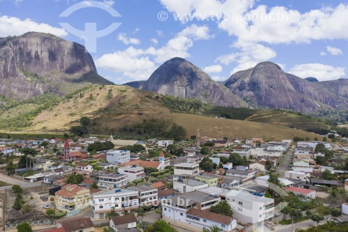 Foto feita com drone do Distrito Laginha - Com Monumento dos Pontões Capixabas ao fundo - Pancas - Espírito Santo (ES) - Brasil