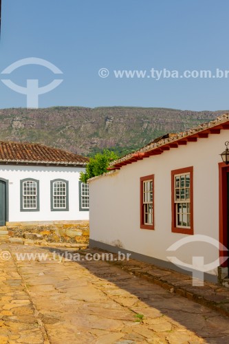 Casas coloniais e ruas com calçamento original - Tiradentes - Minas Gerais (MG) - Brasil