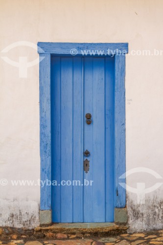 Detalhe de porta de casa colonial - Tiradentes - Minas Gerais (MG) - Brasil