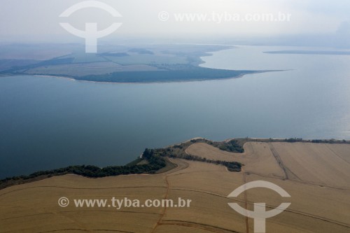 Foto feita com drone da foz do Rio Piracicaba à direita no Rio Tietê à esquerda - Dois Córregos - São Paulo (SP) - Brasil