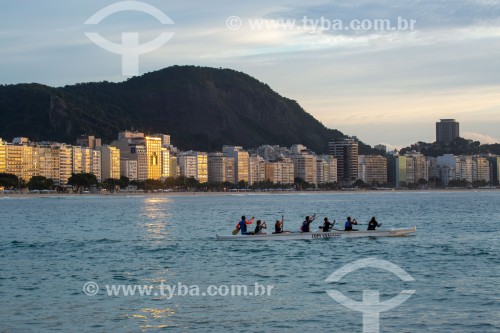 Canoa havaiana na Praia de Copacabana - Rio de Janeiro - Rio de Janeiro (RJ) - Brasil