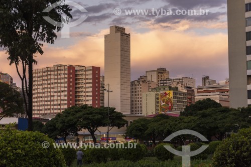 Vista da Praça Raul Soares com prédios ao fundo  - Belo Horizonte - Minas Gerais (MG) - Brasil