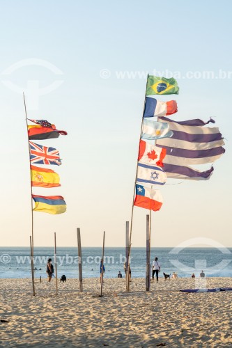 Bandeiras na Praia de Copacabana - Rio de Janeiro - Rio de Janeiro (RJ) - Brasil