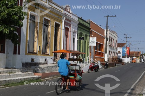 Casario antigo no centro histórico da cidade - Parintins - Amazonas (AM) - Brasil