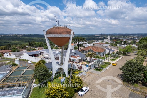 Foto feita com drone de caixa dágua e estação de tratamento de água - São Mateus do Sul - Paraná (PR) - Brasil