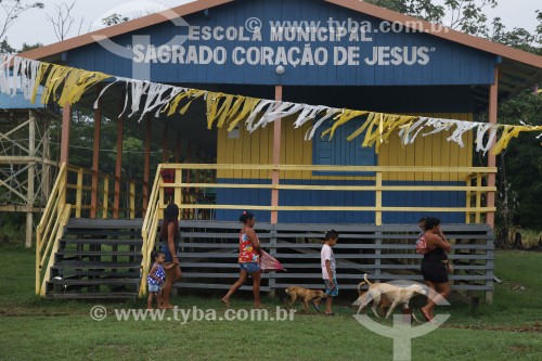 Escola rural da Comunidade Araçatuba - Parintins - Amazonas (AM) - Brasil