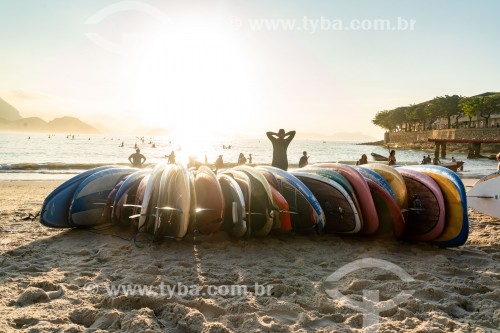 Pranchas de stand up paddle no Posto 6 da Praia de Copacabana - Rio de Janeiro - Rio de Janeiro (RJ) - Brasil