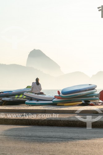 Pranchas de stand up paddle no Posto 6 da Praia de Copacabana - Rio de Janeiro - Rio de Janeiro (RJ) - Brasil