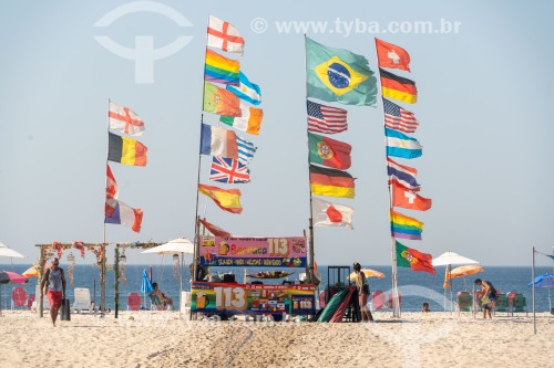 Bandeiras na Praia de Copacabana - Rio de Janeiro - Rio de Janeiro (RJ) - Brasil