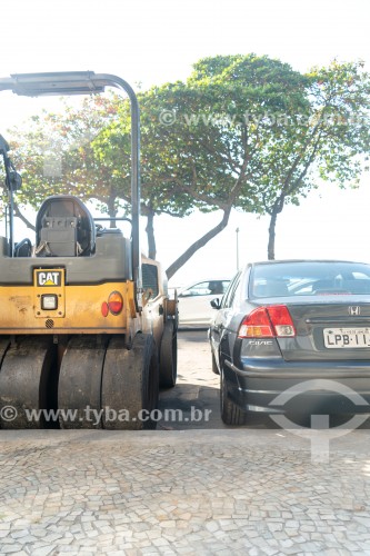 Maquinário utilizado na aplicação de asfalto - Rio de Janeiro - Rio de Janeiro (RJ) - Brasil