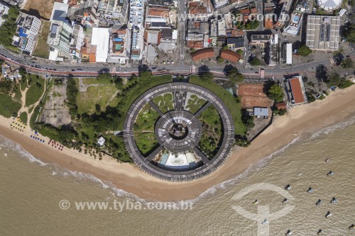 Foto feita com drone de hotel abandonado (Hotel Tambaú) na orla de João Pessoa - João Pessoa - Paraíba (PB) - Brasil