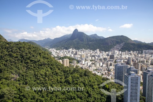 Vista aérea de Botafogo com o Cristo Redentor ao fundo - Rio de Janeiro - Rio de Janeiro (RJ) - Brasil