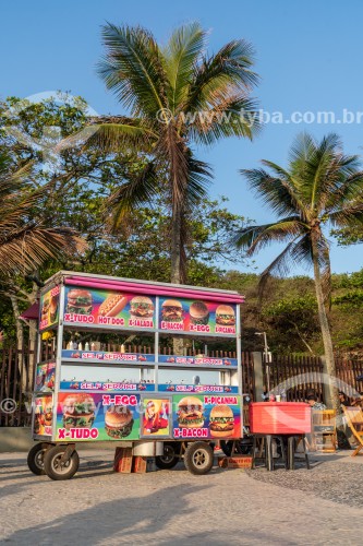 Carrinho de comércio ambulante de cachorro quente no Arpoador - Rio de Janeiro - Rio de Janeiro (RJ) - Brasil