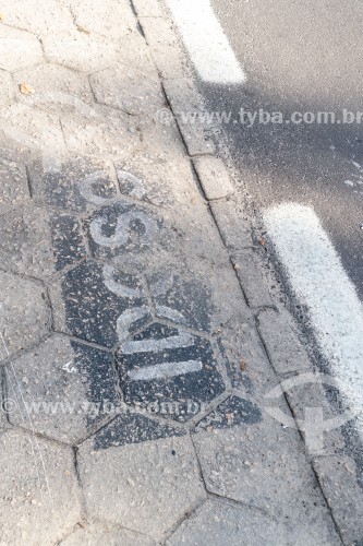 Sinalização de vaga para idoso na Avenida Atlântica - Rio de Janeiro - Rio de Janeiro (RJ) - Brasil