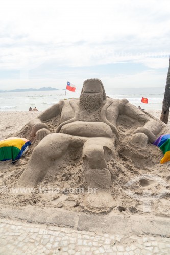 Escultura de areia representando Papai Noel - Praia de Copacabana - Rio de Janeiro - Rio de Janeiro (RJ) - Brasil