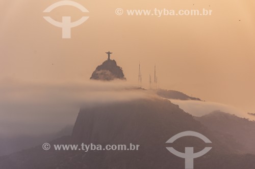 Vista do Cristo Redentor ao entardecer - Rio de Janeiro - Rio de Janeiro (RJ) - Brasil