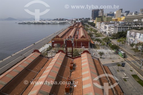 Foto feita com drone dos armazéns do Cais da Gamboa - Porto do Rio de Janeiro - com o Mural Etnias na Orla Prefeito Luiz Paulo Conde (2016) - Rio de Janeiro - Rio de Janeiro (RJ) - Brasil