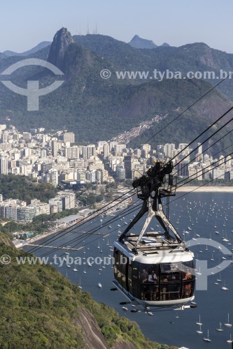 Bondinho fazendo a travessia entre o Morro da Urca e o Pão de Açúcar - Rio de Janeiro - Rio de Janeiro (RJ) - Brasil