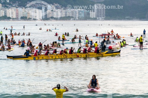 Canoa havaiana na Praia de Copacabana - Rio de Janeiro - Rio de Janeiro (RJ) - Brasil