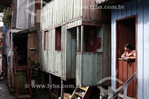 Casas de palafita no Beco Sucupira - Manaus - Amazonas (AM) - Brasil