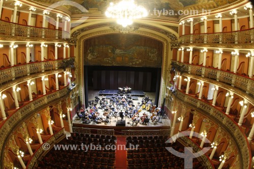 Ensaio da orquestra sinfônica no interior do Teatro Amazonas (1896) - Manaus - Amazonas (AM) - Brasil