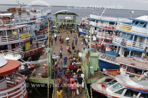 Barcos no Porto da Manaus Moderna - Manaus - Amazonas (AM) - Brasil