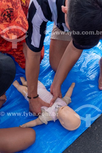Equipamentos e manequim de treinamento de primeiros socorros - Corpo de Bombeiro do Rio de Janeiro - Rio de Janeiro - Rio de Janeiro (RJ) - Brasil
