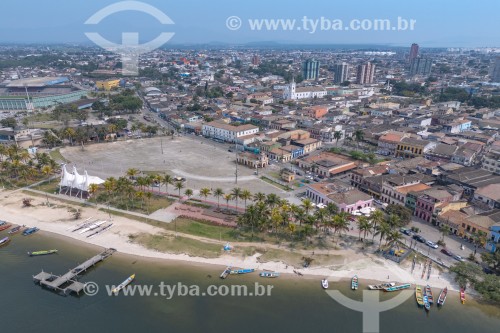 Foto feita com drone da Praça 29 de Julho edo Museu de Arqueologia e Etnologia da UFPR - Paranaguá - Paraná (PR) - Brasil