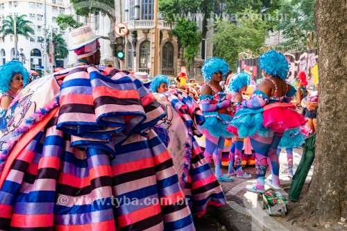 Bate-bolas (Clóvis) durante o Concurso folião original - Cinelândia - Rio de Janeiro - Rio de Janeiro (RJ) - Brasil