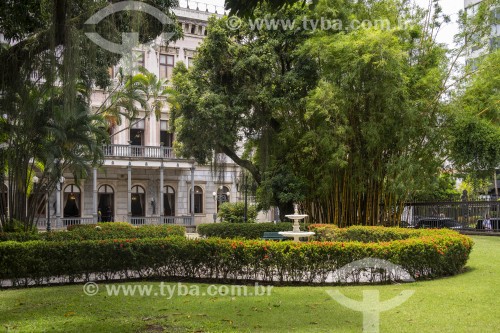 Chafariz no Jardim do Museu da República - antigo Palácio do Catete (1867) - Rio de Janeiro - Rio de Janeiro (RJ) - Brasil
