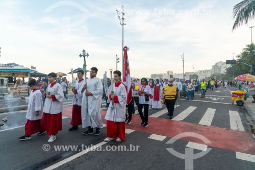 Procissão de Nossa Senhora de Copacabana promovida pela Igreja da Ressurreição -  Avenida Atlântica - Rio de Janeiro - Rio de Janeiro (RJ) - Brasil